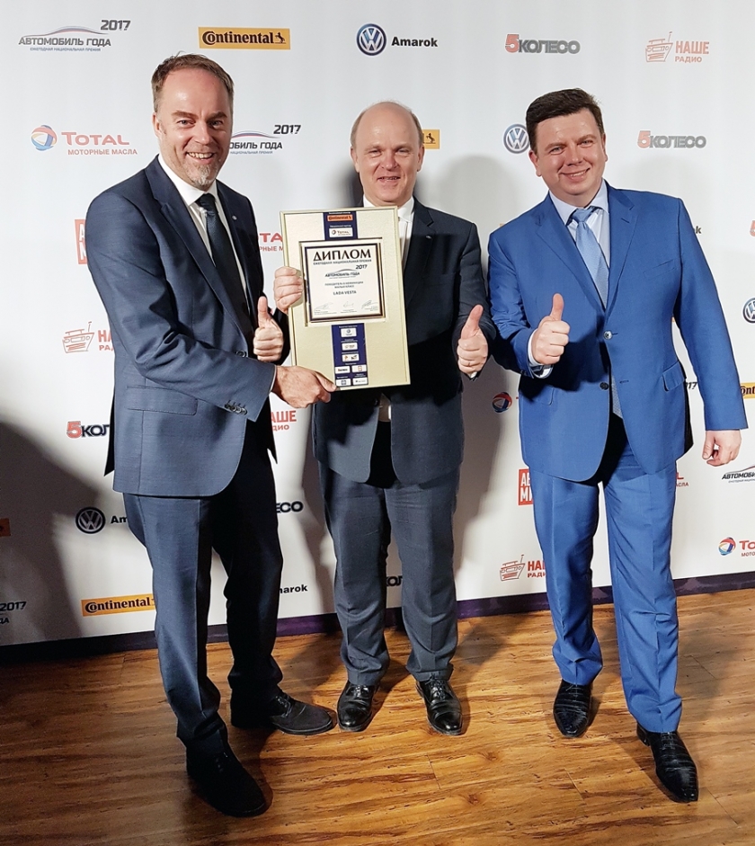 LADA Vesta и LADA Largus признаны "Автомобилями года в России"