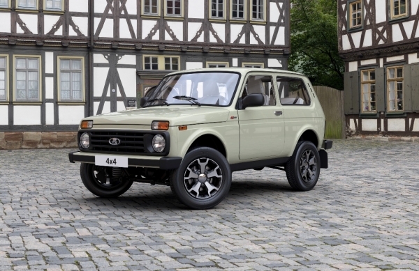 АВТОВАЗ начал продажи юбилейной серии LADA 4х4